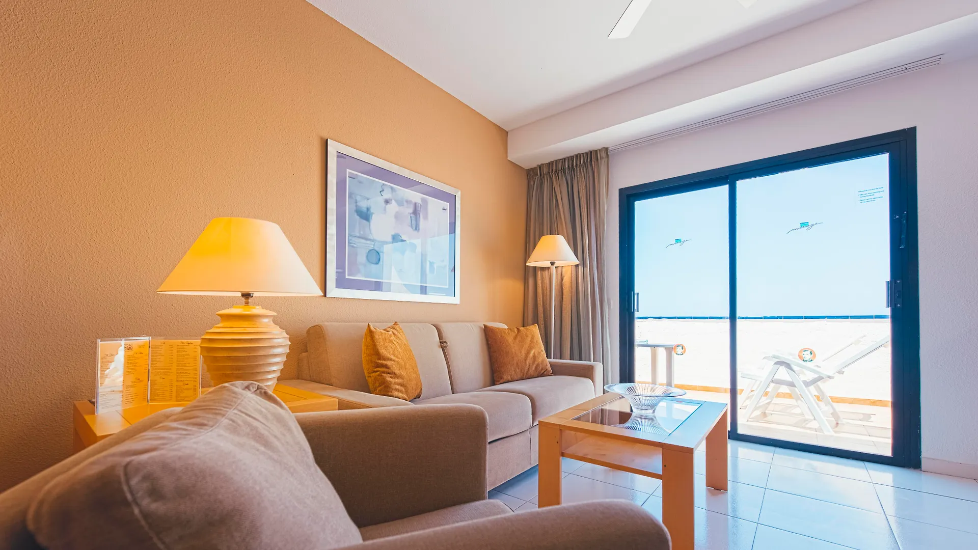 Hollywood Mirage - Excel Hotels & Resorts Los Cristianos  Lägenhetshotell